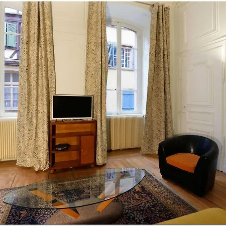 Le 22 - Centre Parking Privatif En Option 公寓 *